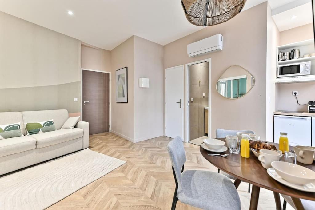 Appartement Proche Parc Monceau - III Paris Dış mekan fotoğraf