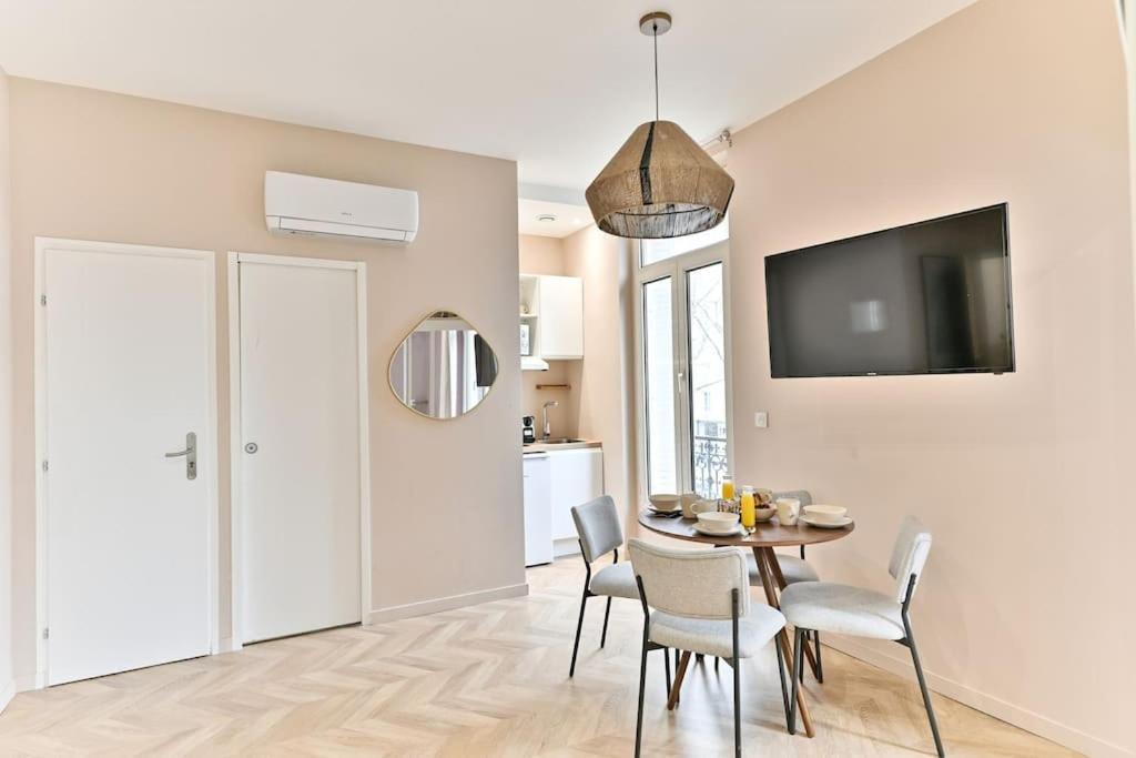 Appartement Proche Parc Monceau - III Paris Dış mekan fotoğraf